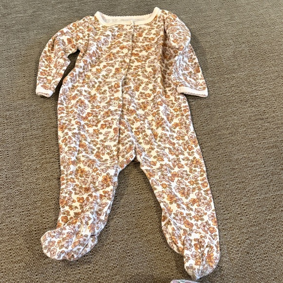 Floral baby girl zip up/snap Pajamas 6 months Set of 3 Carter’s - Picture 7 of 7